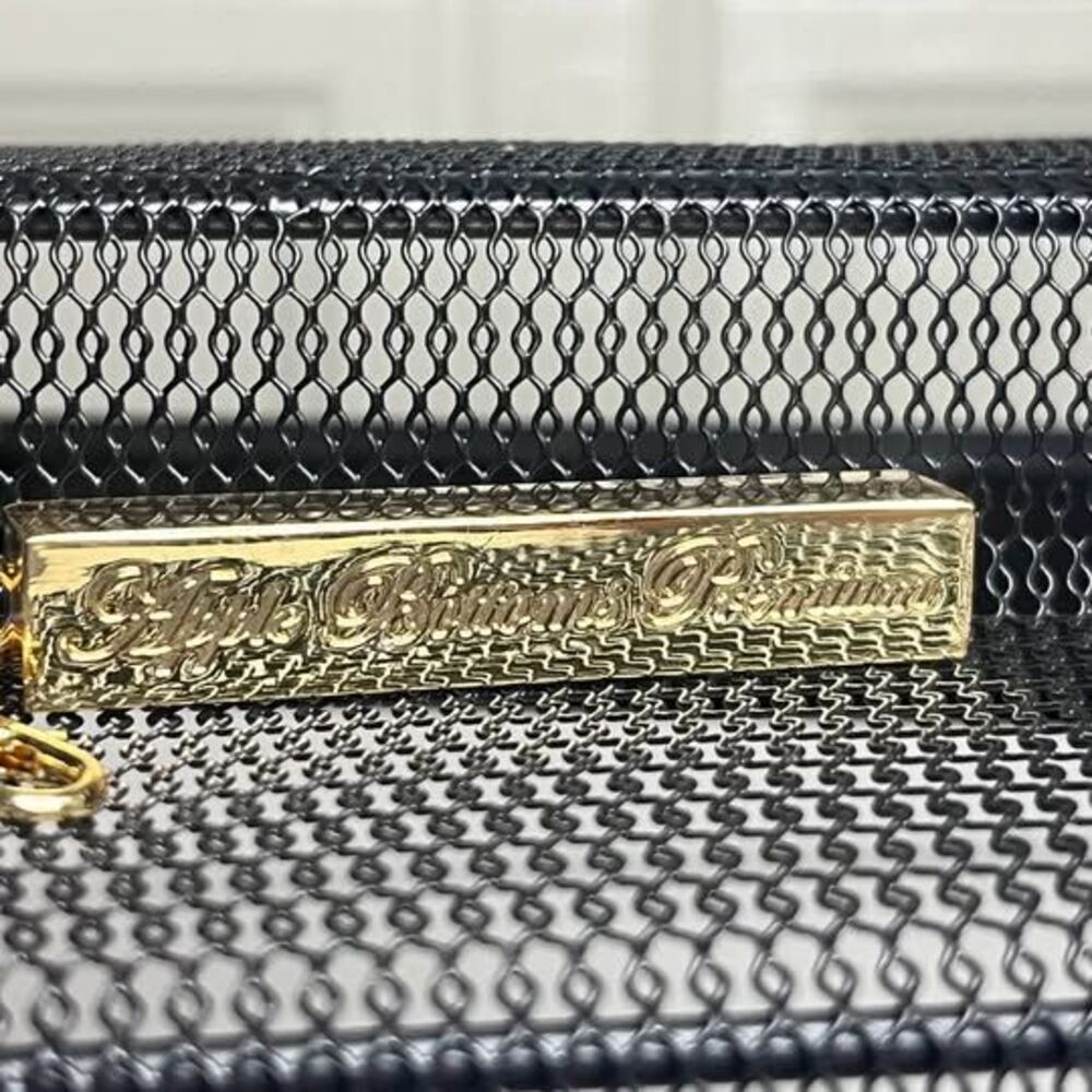 Apple Bottoms Gold-Tone Bar Keychain